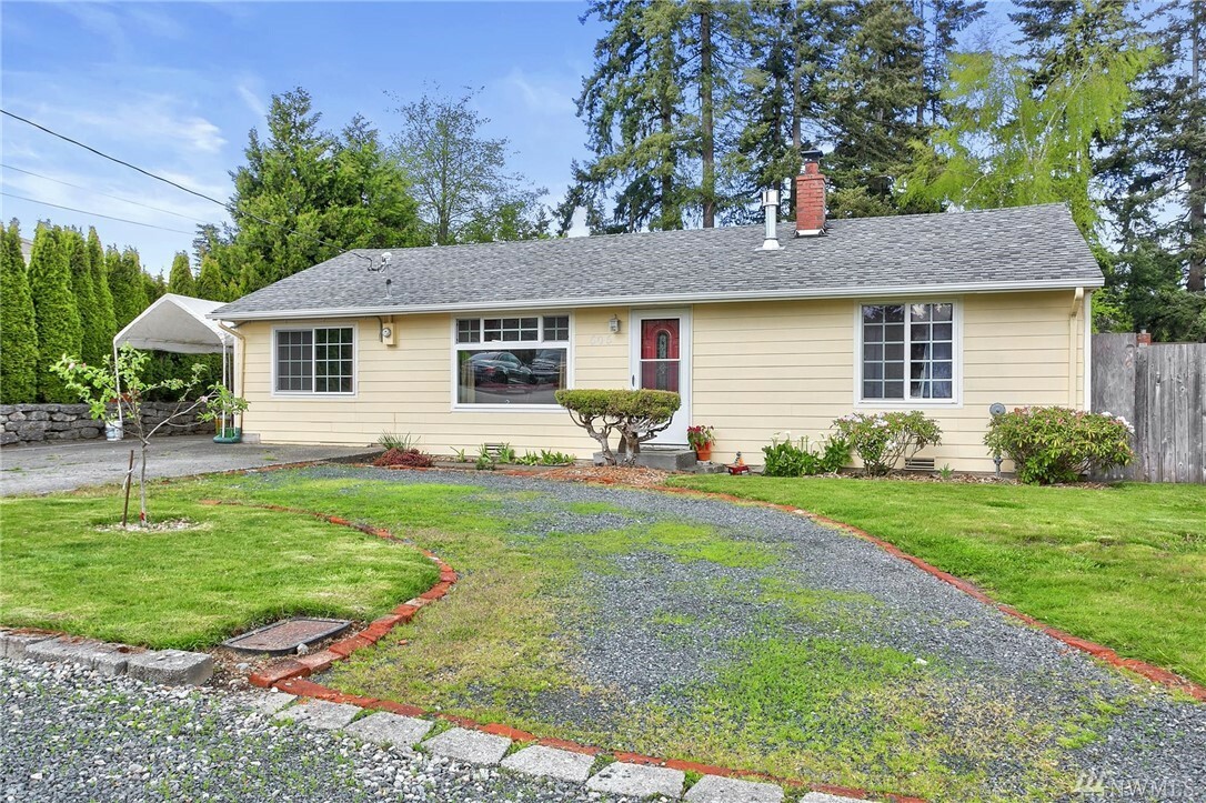 Property Photo:  505 61st St SE  WA 98203 