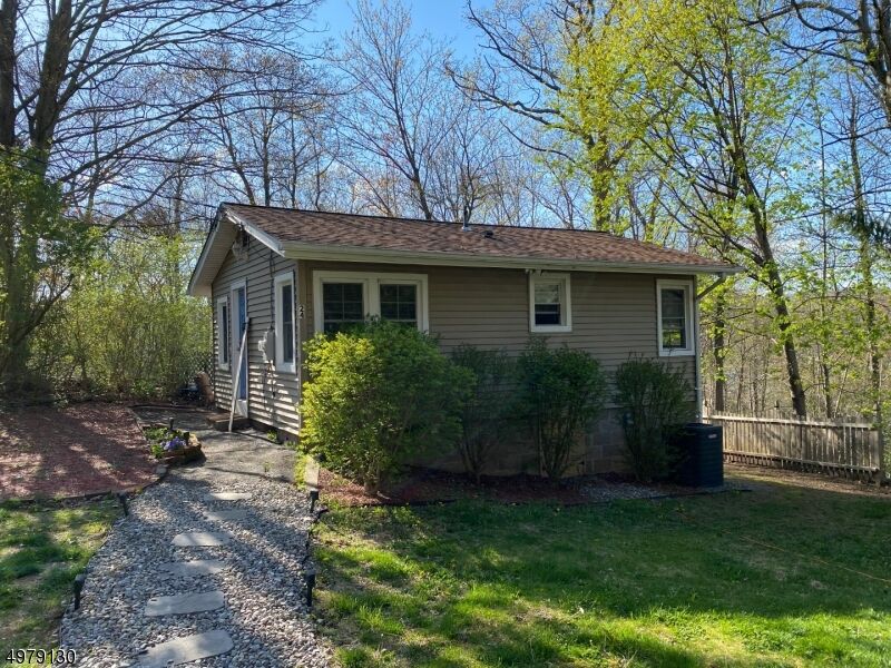 Property Photo:  24 Clover Terrace  NJ 07849 