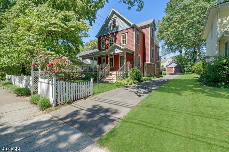 Property Photo: 31 Hedges Ave NJ 07928