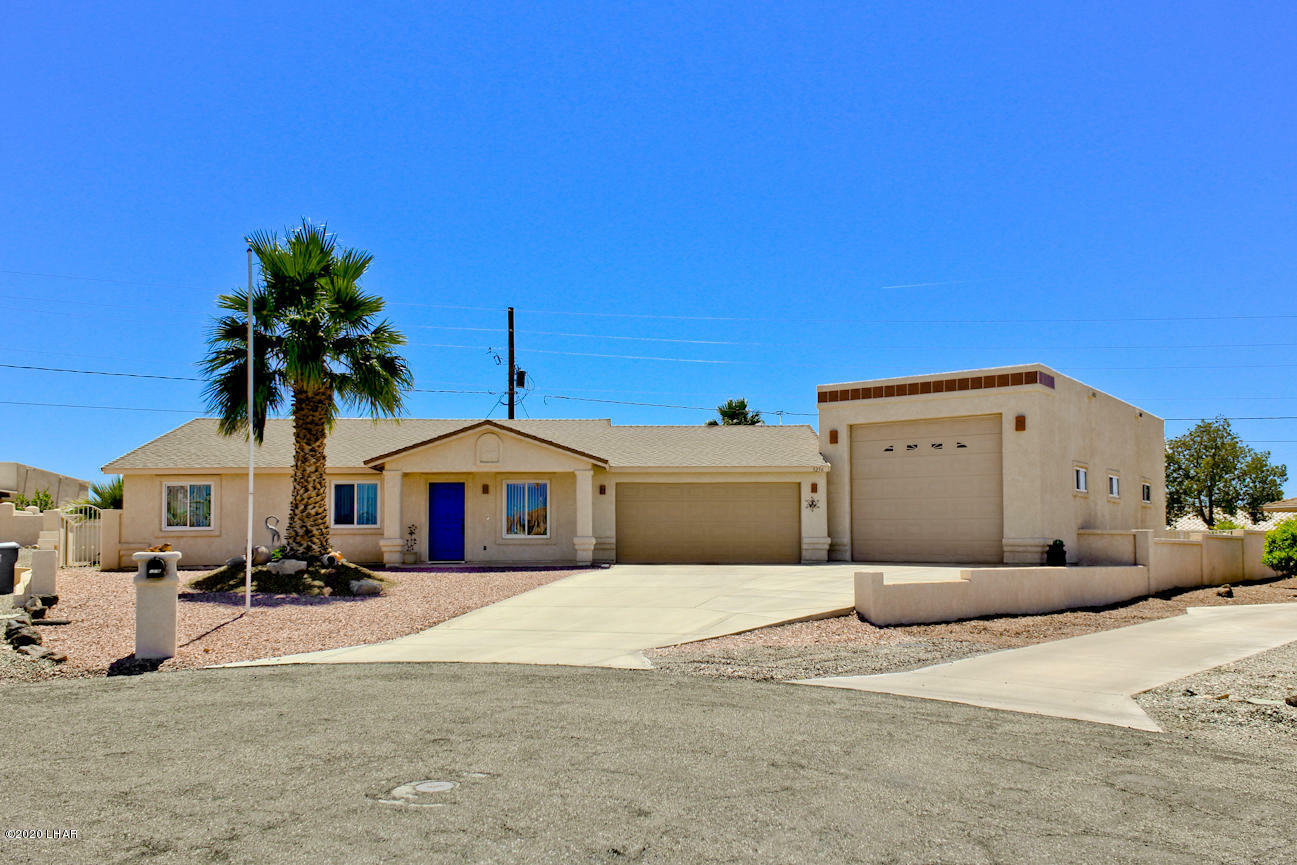 Property Photo:  3256 Silver Arrow Cir  AZ 86406 