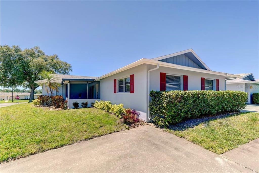 Property Photo: 1611 Whithorn Place A FL 34684