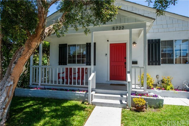 Property Photo:  5722 Hesperia Avenue  CA 91316 