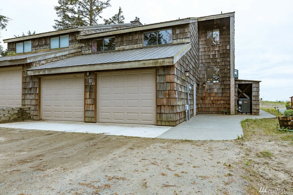 Property Photo:  2285 West Beach Rd B  WA 98277 