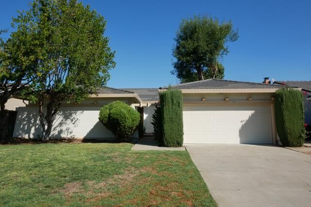 Property Photo:  153 Carlisle Way  CA 94087 