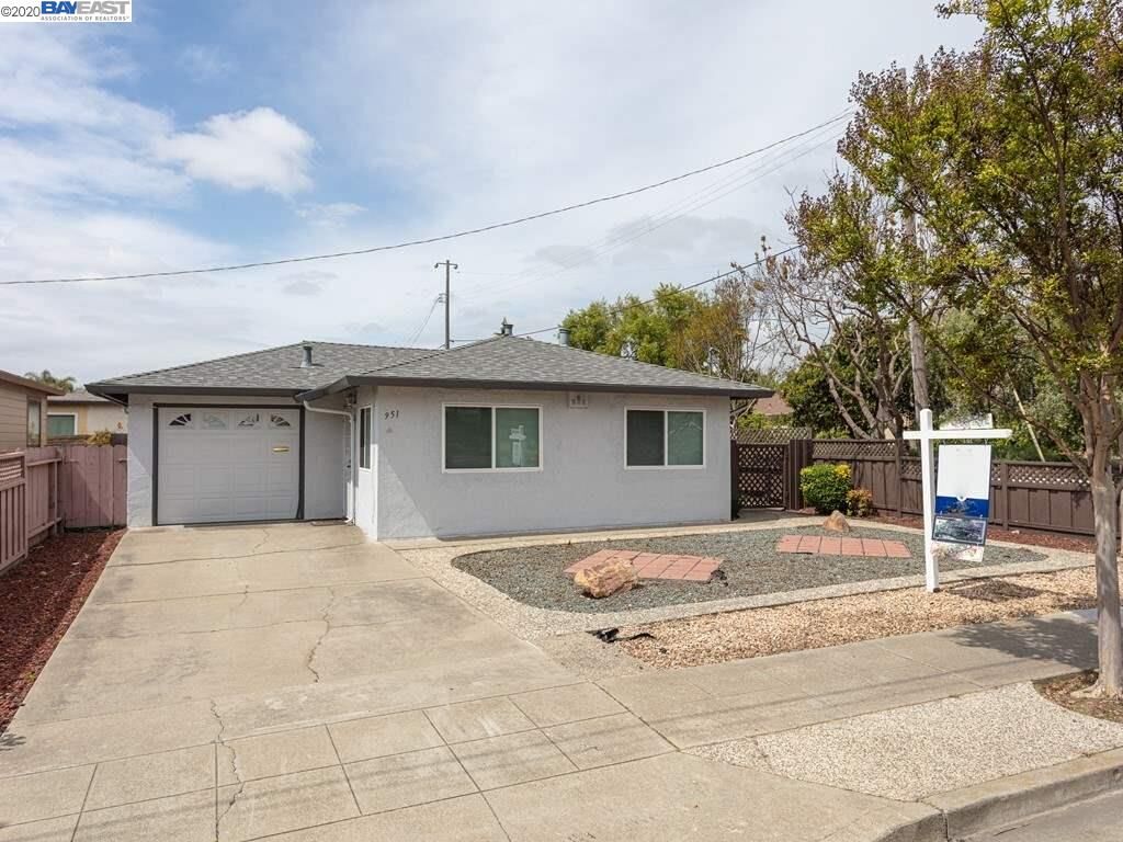 Property Photo: 951 J St CA 94587