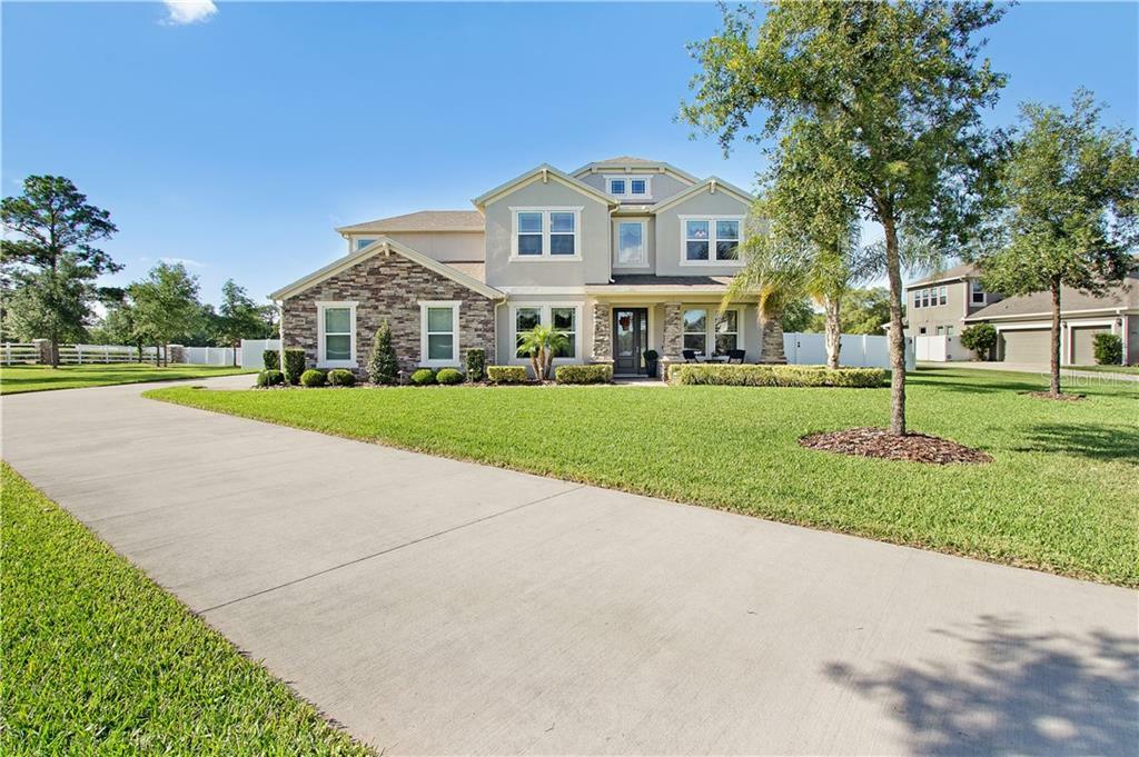 Property Photo:  2838 Sand Oak Loop  FL 32712 