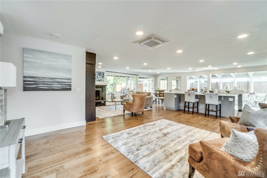 Property Photo: 1426 177th Ave NE WA 98008