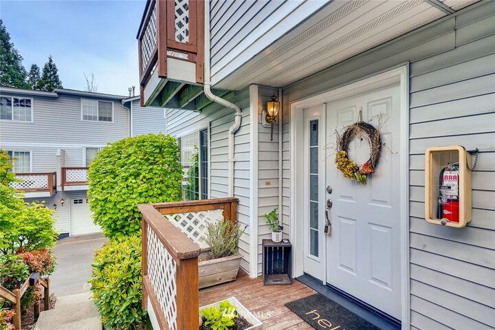 Property Photo:  8102  242nd Street SW B  WA 98026 