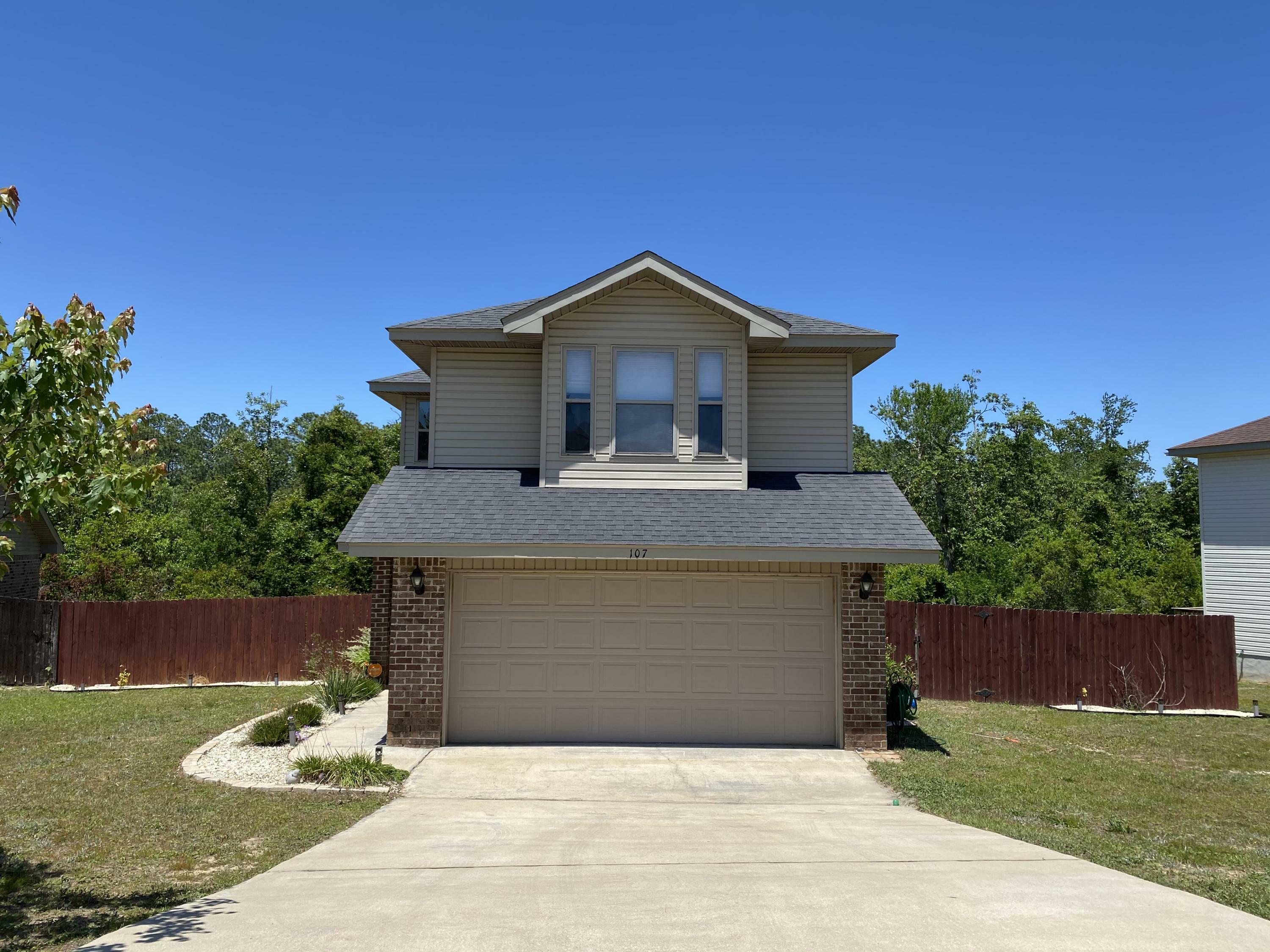 Property Photo:  107 Bronze Circle  FL 32539 