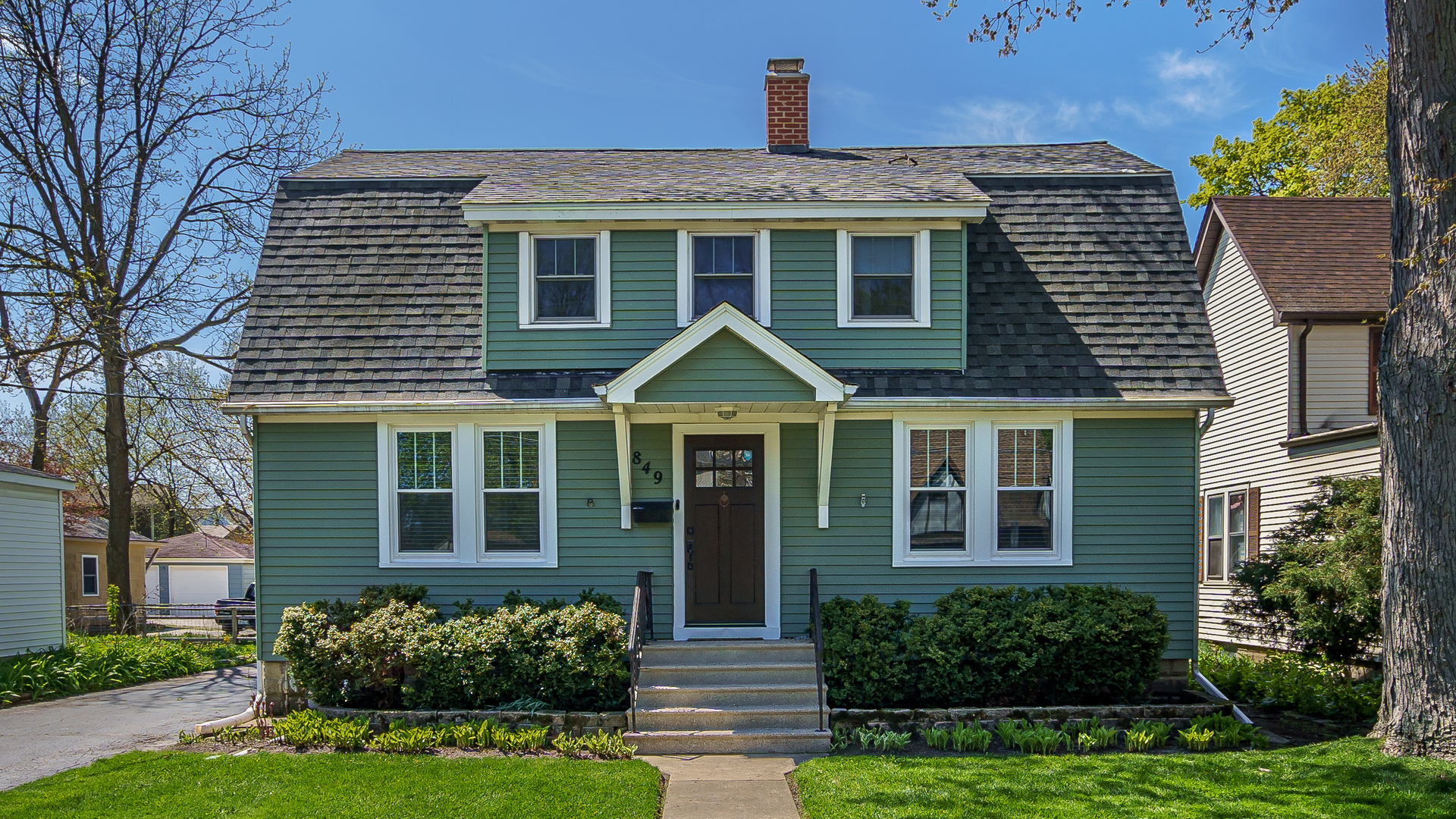 Property Photo:  849 Osterman Avenue  IL 60015 