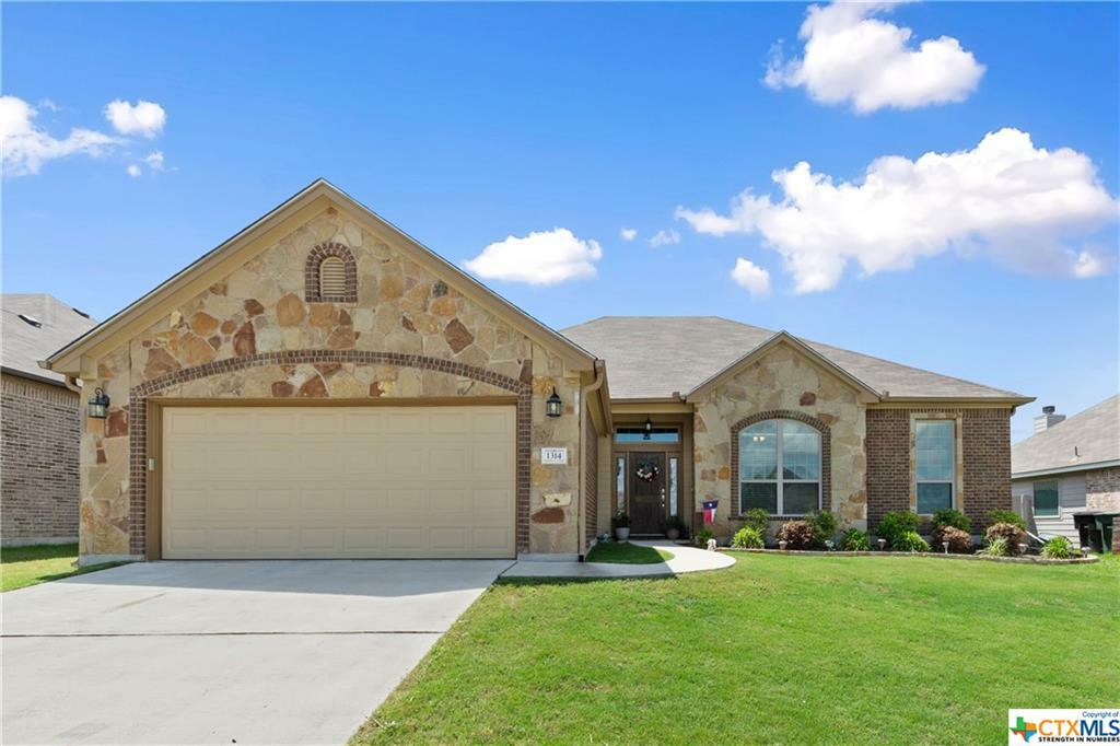 Property Photo:  1314 Neuberry Cliffe  TX 76502 