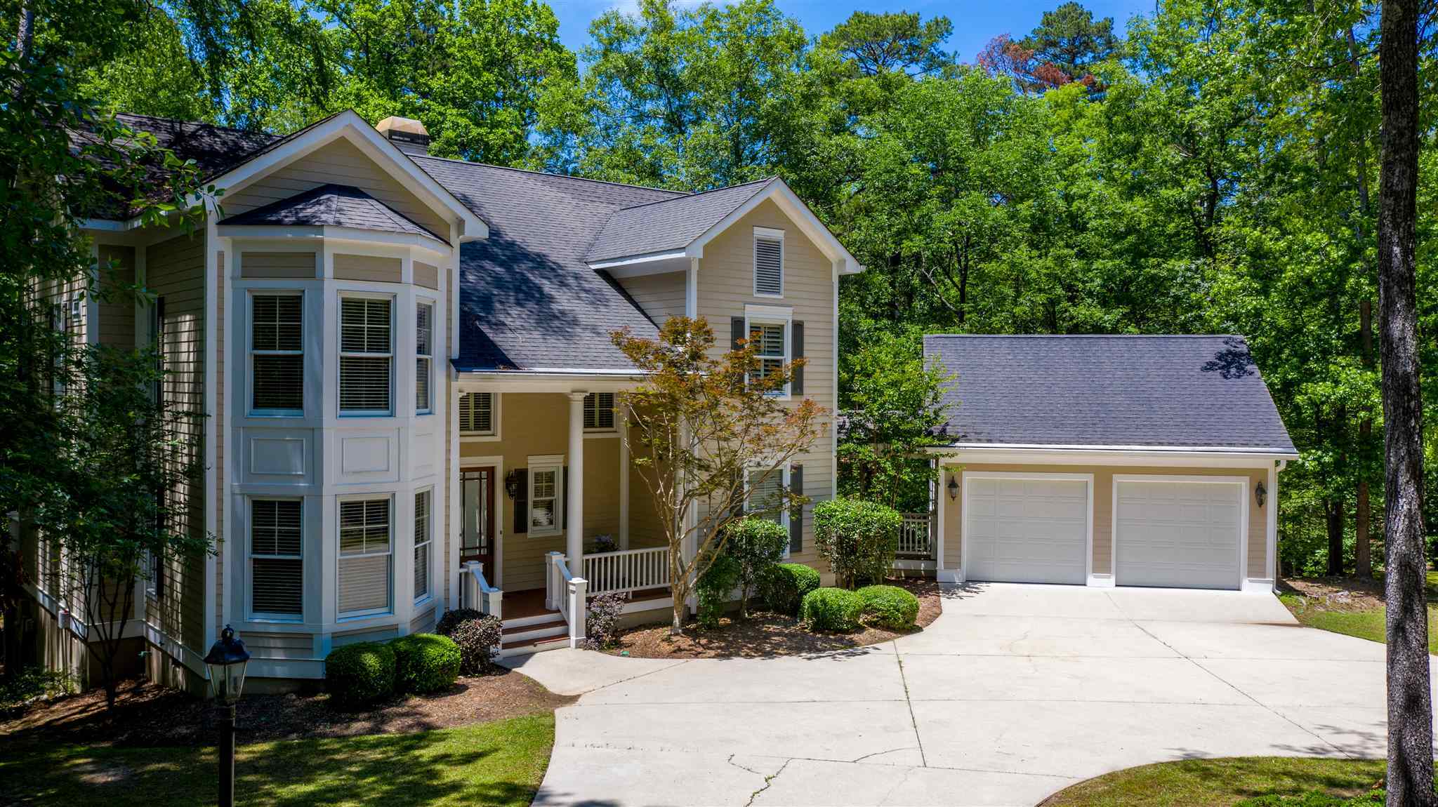 Property Photo: 1011 Branson Bluff GA 30642