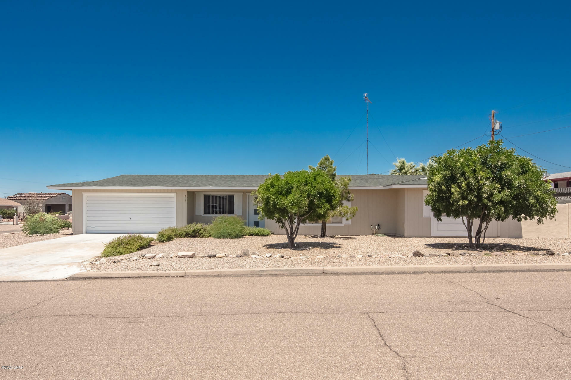 Property Photo:  3121 Shoshone Dr  AZ 86406 