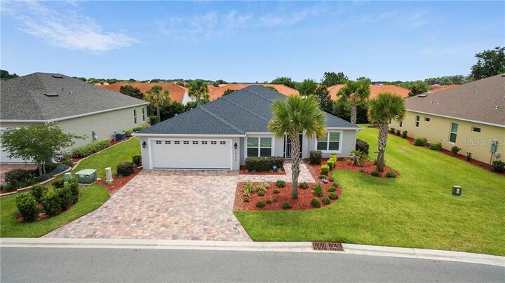 Property Photo: 10174 Julia Isles Avenue FL 34484