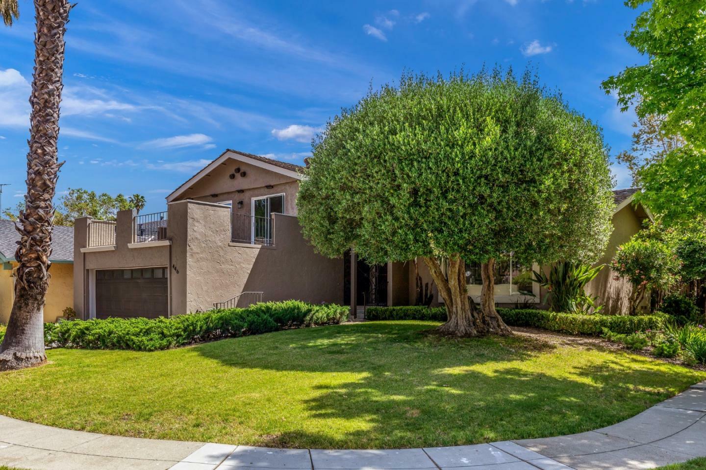 Property Photo: 446 Avenida Palmas CA 95123
