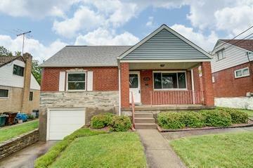 Property Photo: 1468 Larann Ln OH 45231