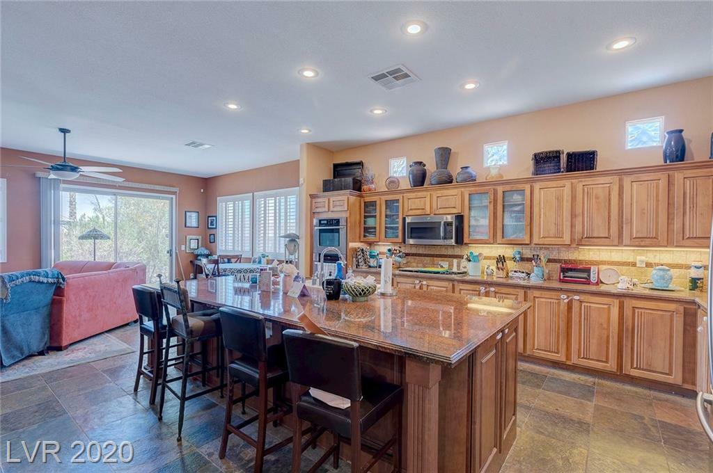 Property Photo: 534 Via Del Corallo Way NV 89011