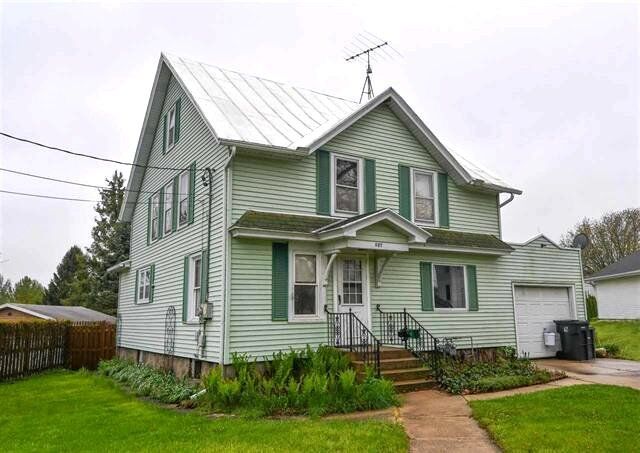 Property Photo:  537 Kekoske St  WI 53050 