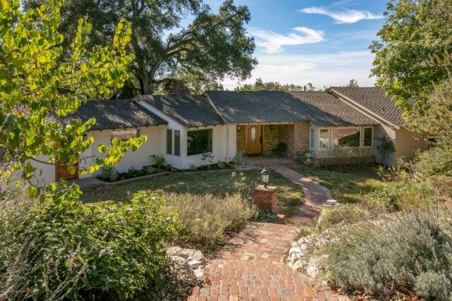 Property Photo:  2031 Windover Road  CA 91107 