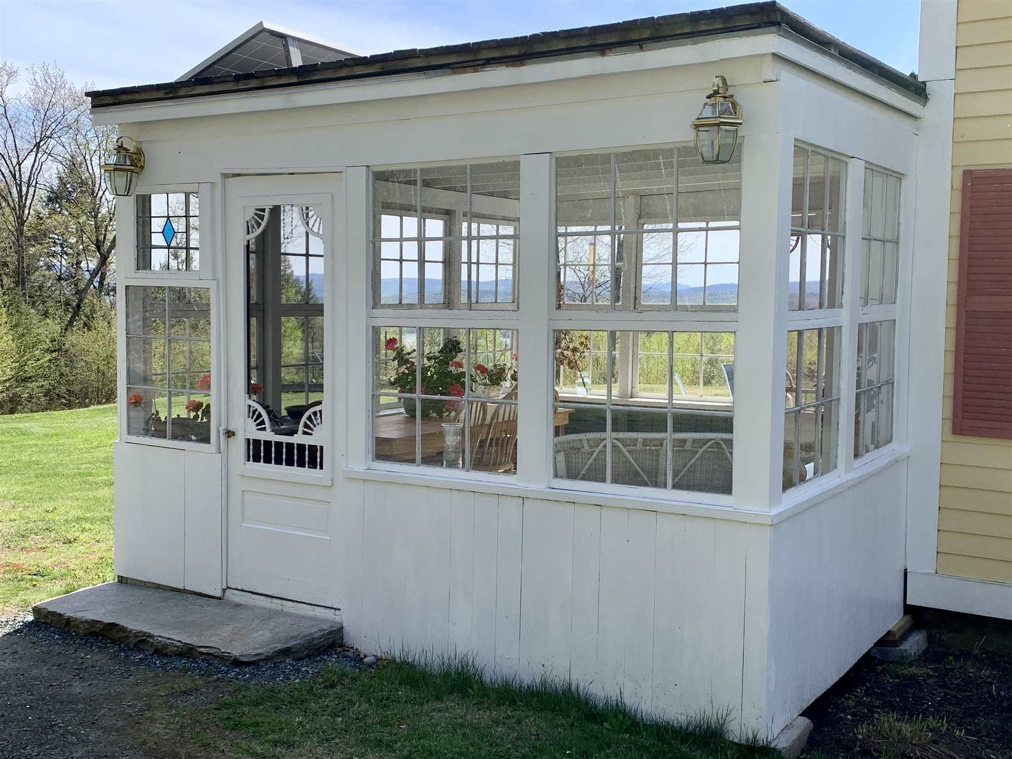 Property Photo: 593 Grafton Turnpike Road NH 03741