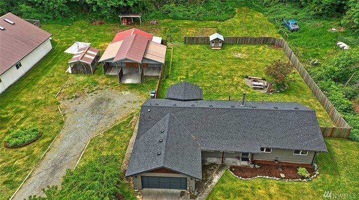 Property Photo: 27710 Stillaguamish Ave WA 98241