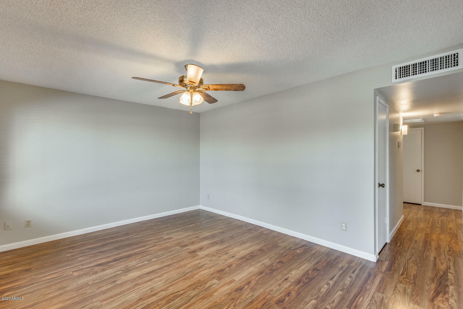 Property Photo:  3162 W Butler Drive  AZ 85051 