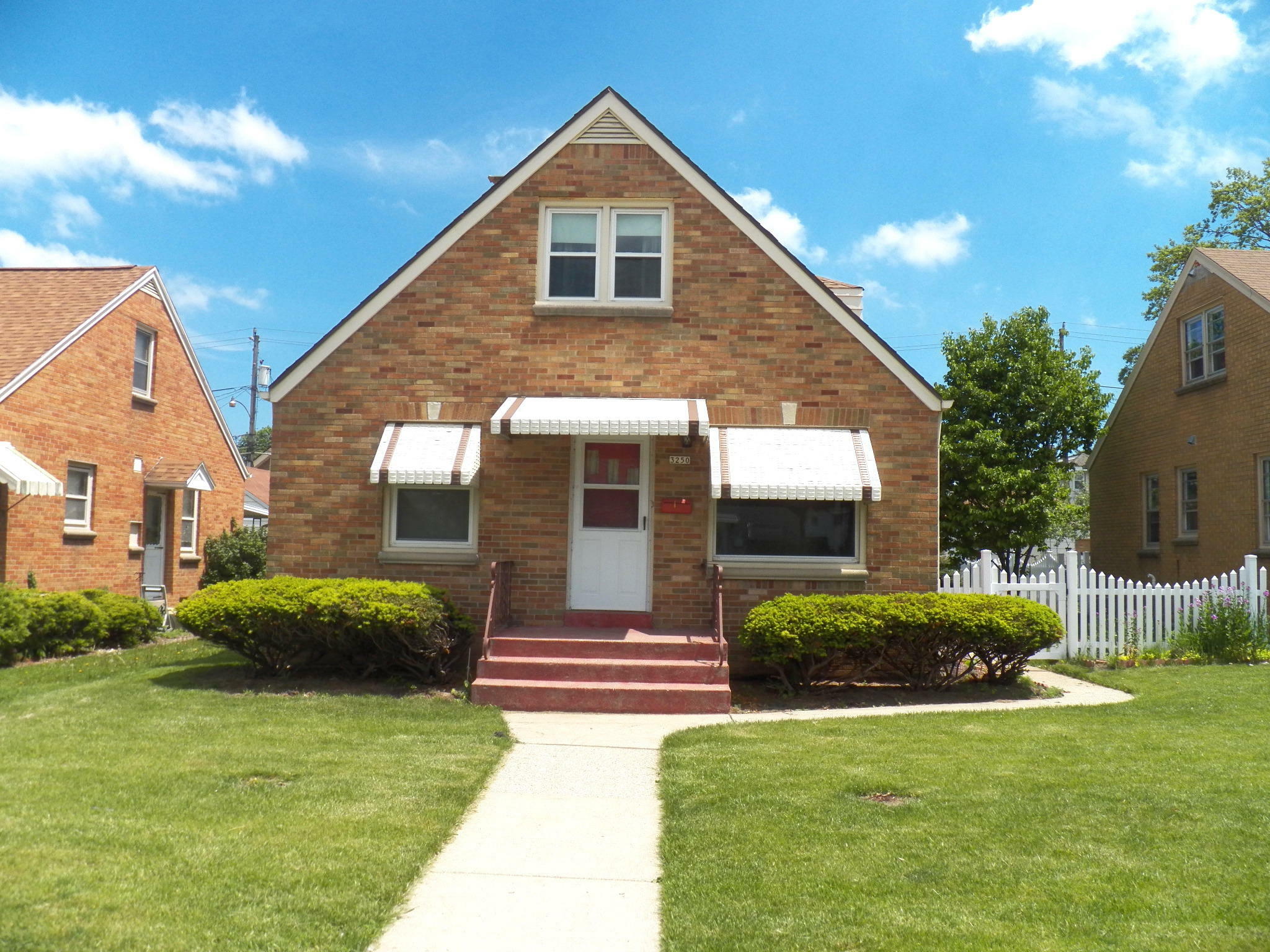 Property Photo:  3250 S 13th St  WI 53215 