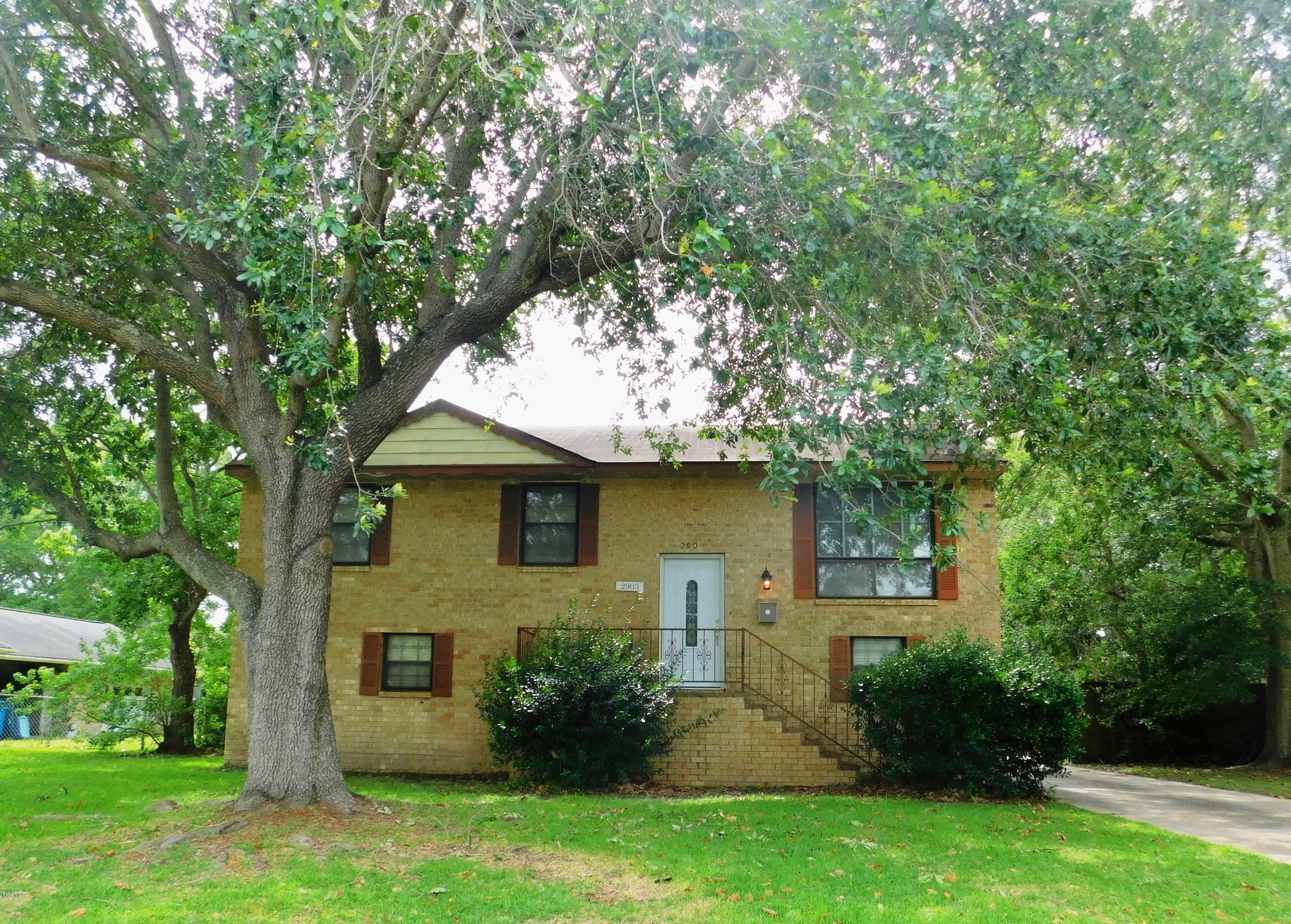 Property Photo:  2903 Larchmont Street  MS 39567 