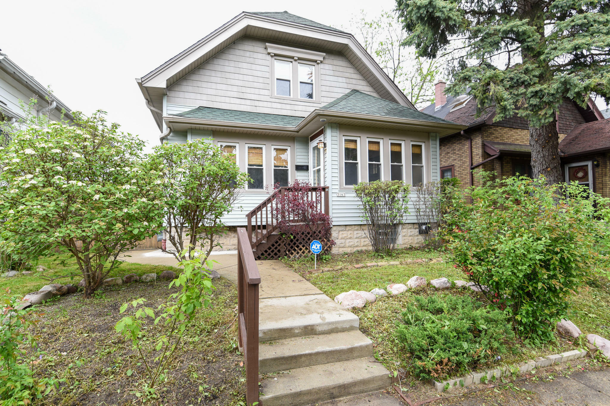 Property Photo:  3163 N Pierce St  WI 53212 