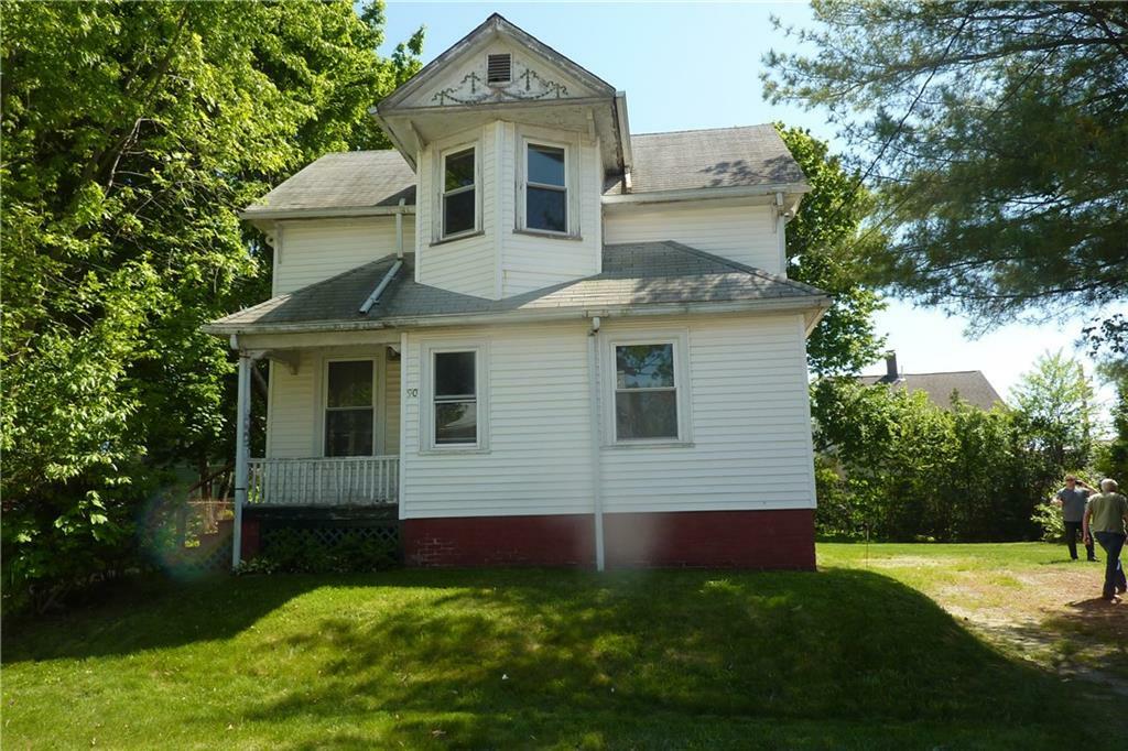 Property Photo:  90 Clarence St W  RI 02910 