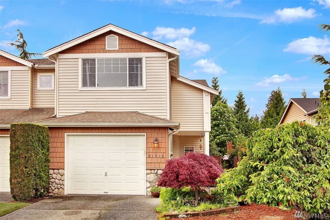 Property Photo:  21416 40th Ave W  WA 98043 