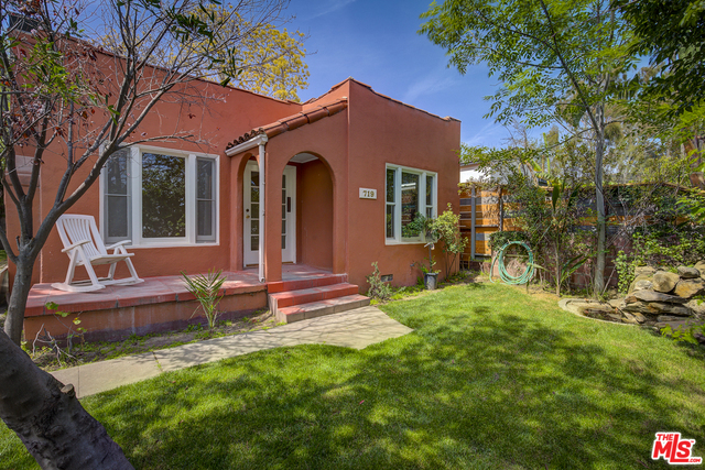Property Photo: 719 Coeur D Alene Ave CA 90291