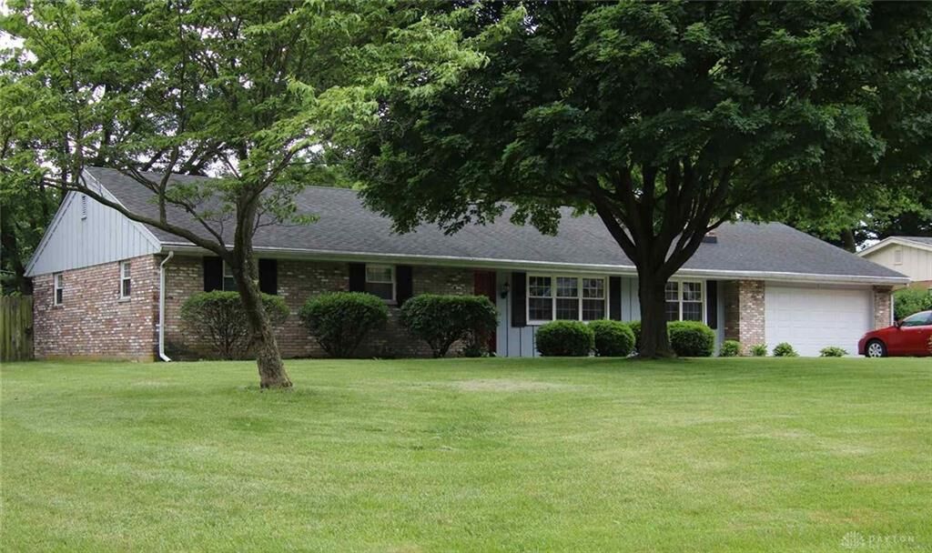 Property Photo: 3281 Suburban Drive OH 45432