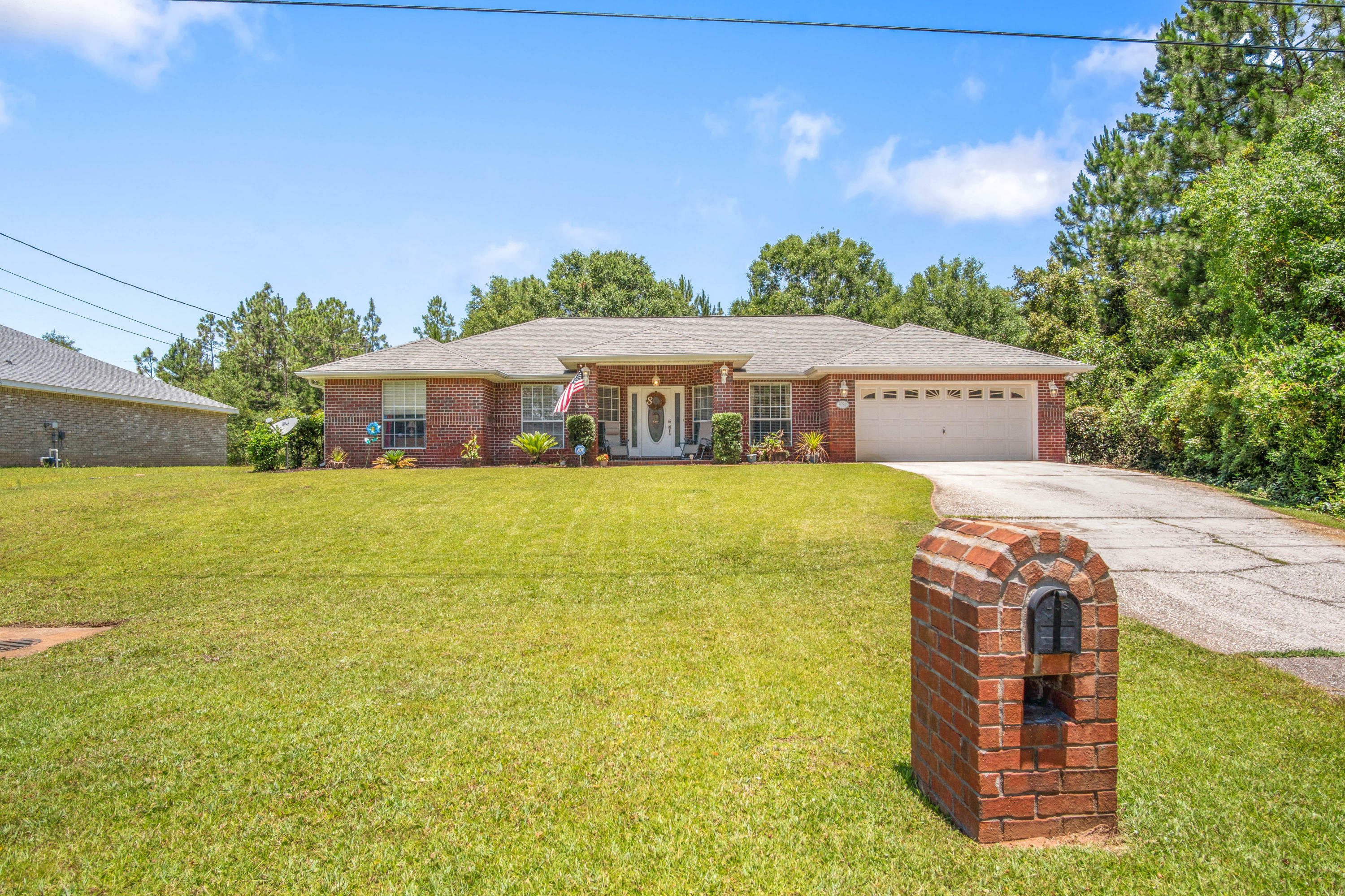 Property Photo:  8252 Miranda Street  FL 32566 