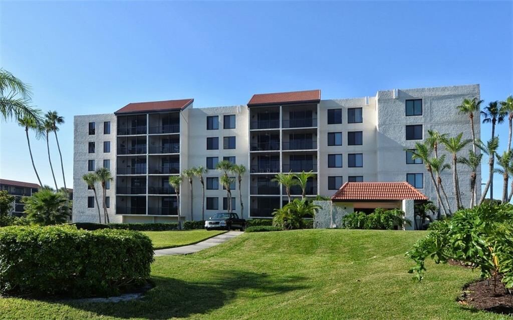 Property Photo: 1945 Gulf Of Mexico Drive M2-102 FL 34228
