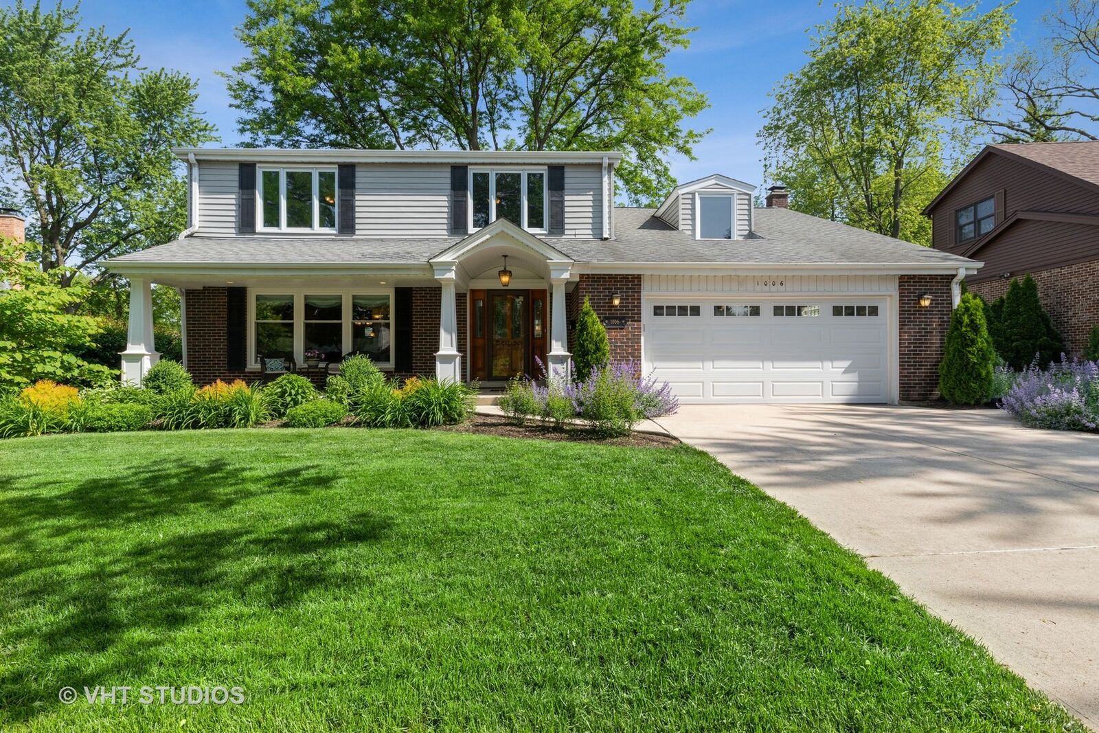 Property Photo:  1006 W Haven Drive  IL 60005 
