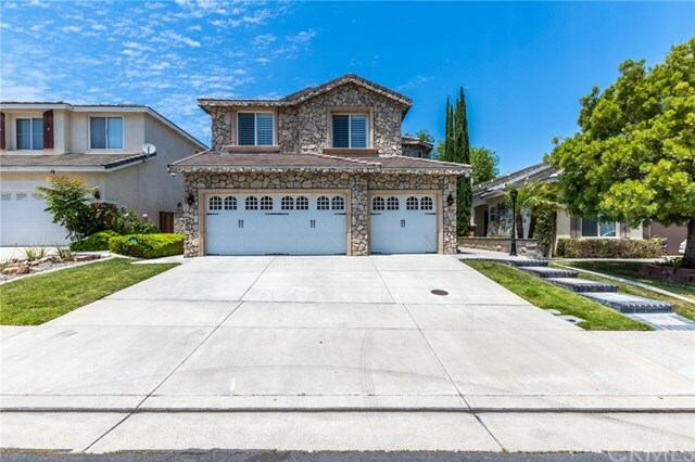 Property Photo:  40618 Chantemar Way  CA 92591 