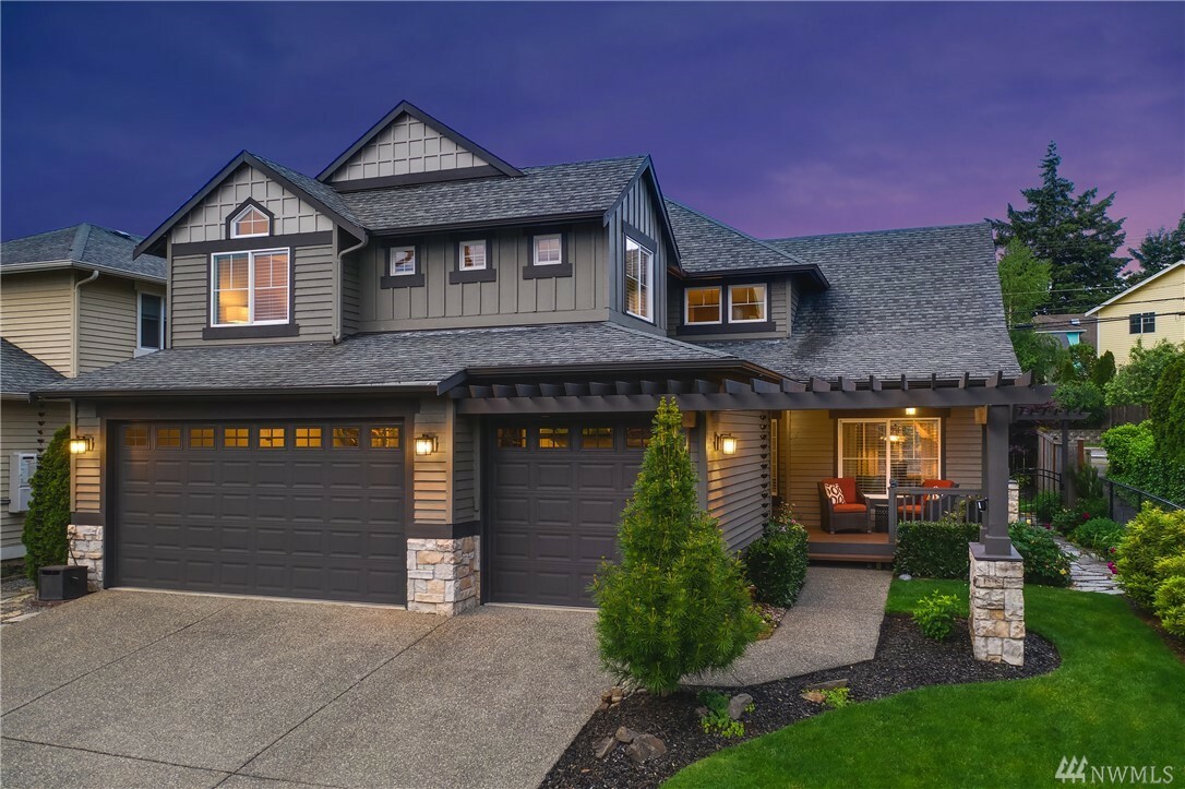 Property Photo: 12422 83rd Place NE WA 98034