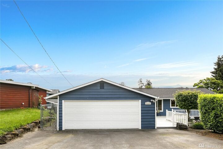 Property Photo: 26200 20th Avenue S WA 98198
