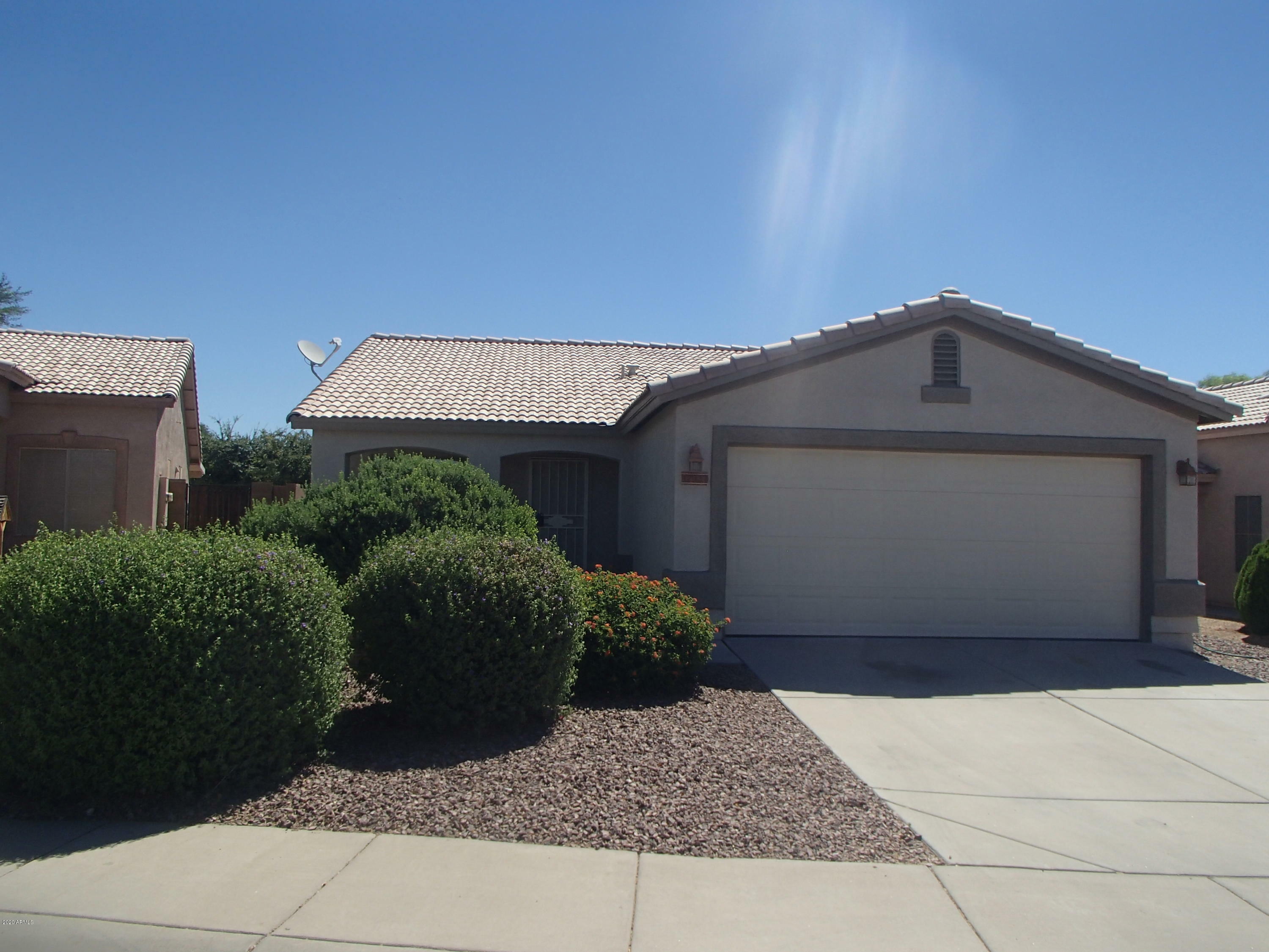 Property Photo:  17923 N Reno Avenue  AZ 85374 