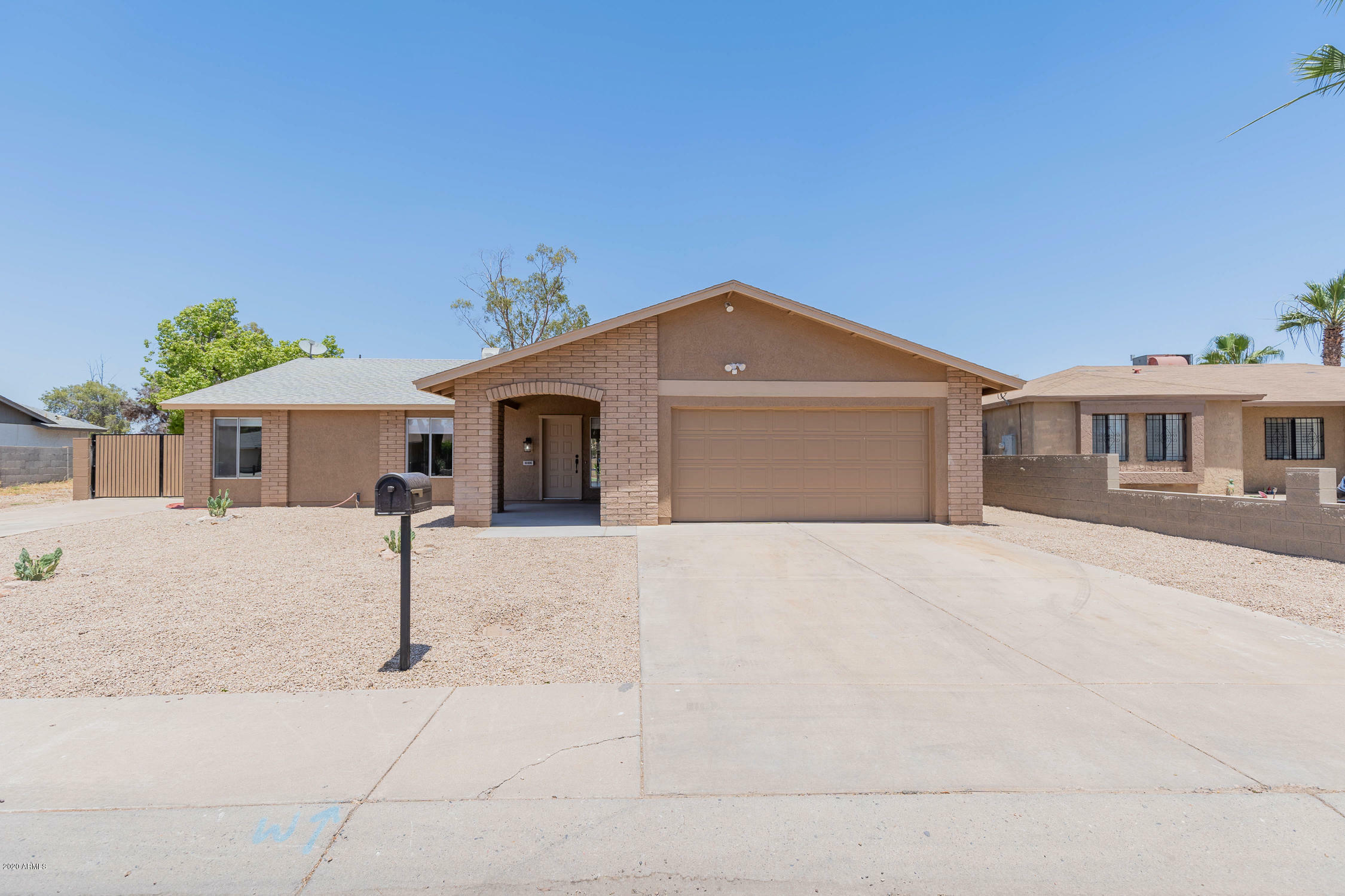 Property Photo:  10106 W Highland Avenue  AZ 85037 