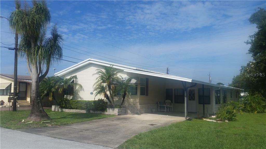 Property Photo:  1537 Blue Lake Drive  FL 33801 