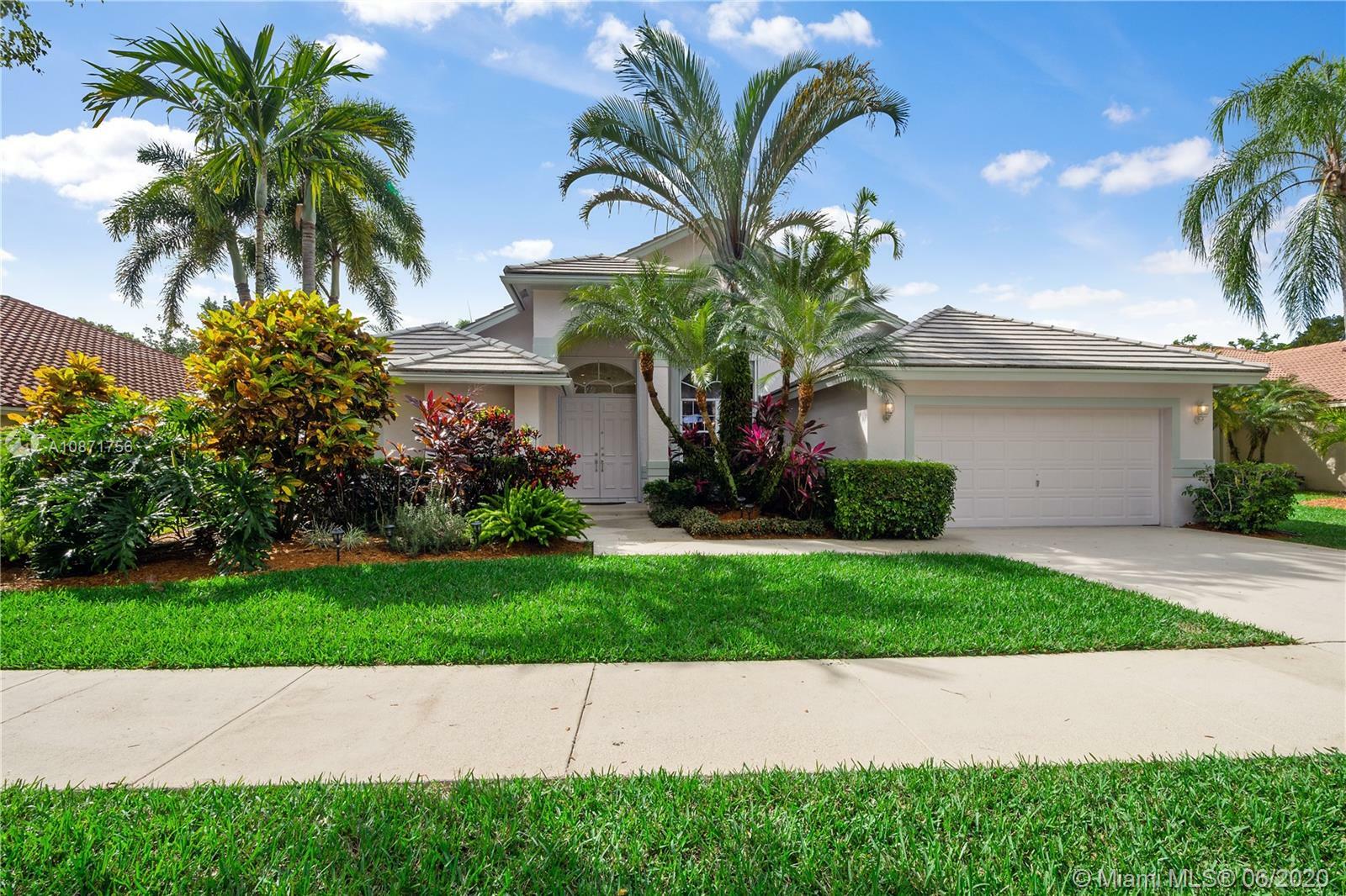 Property Photo:  824 Heron Road  FL 33326 