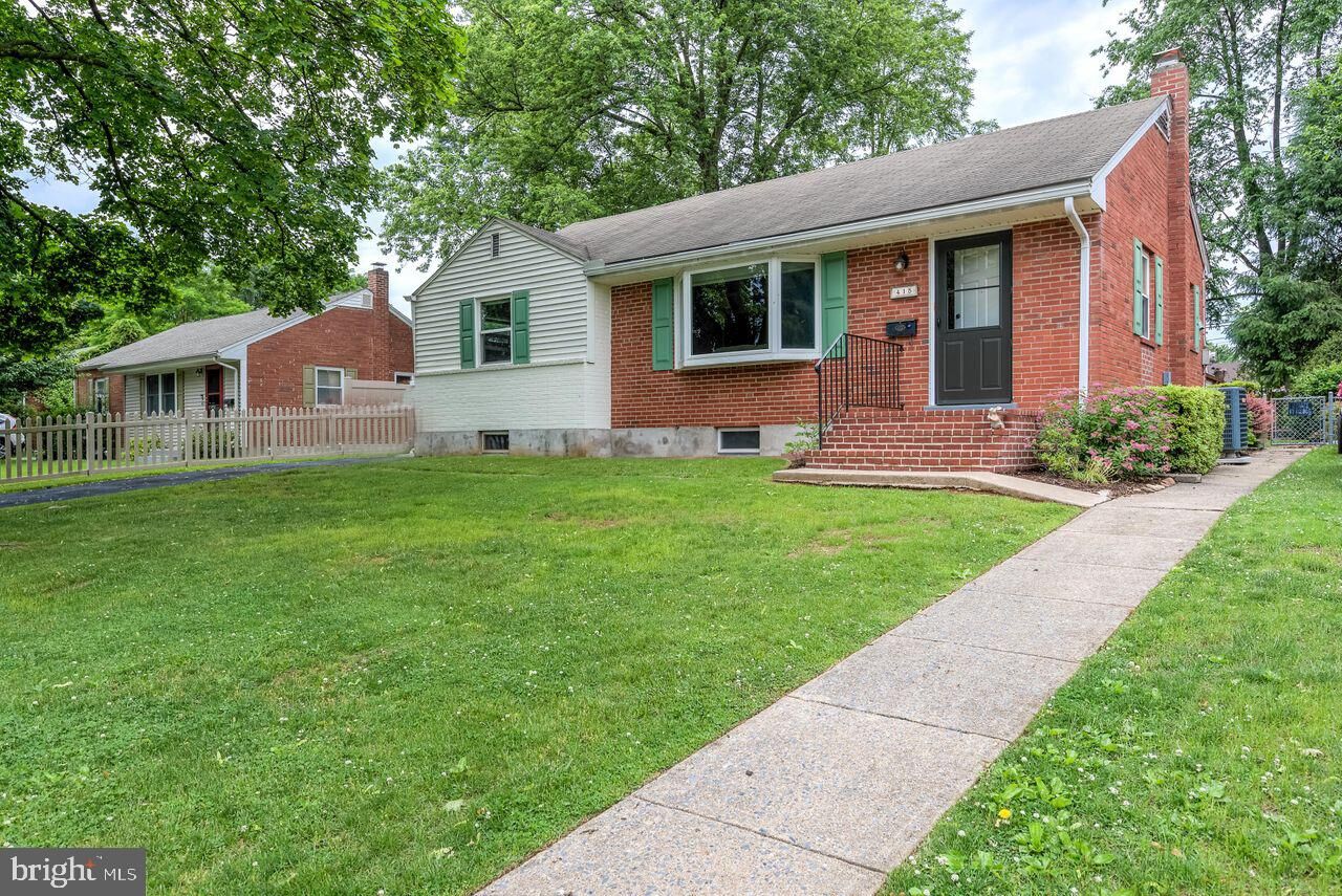 Property Photo:  415 E Marble Street  PA 17055 