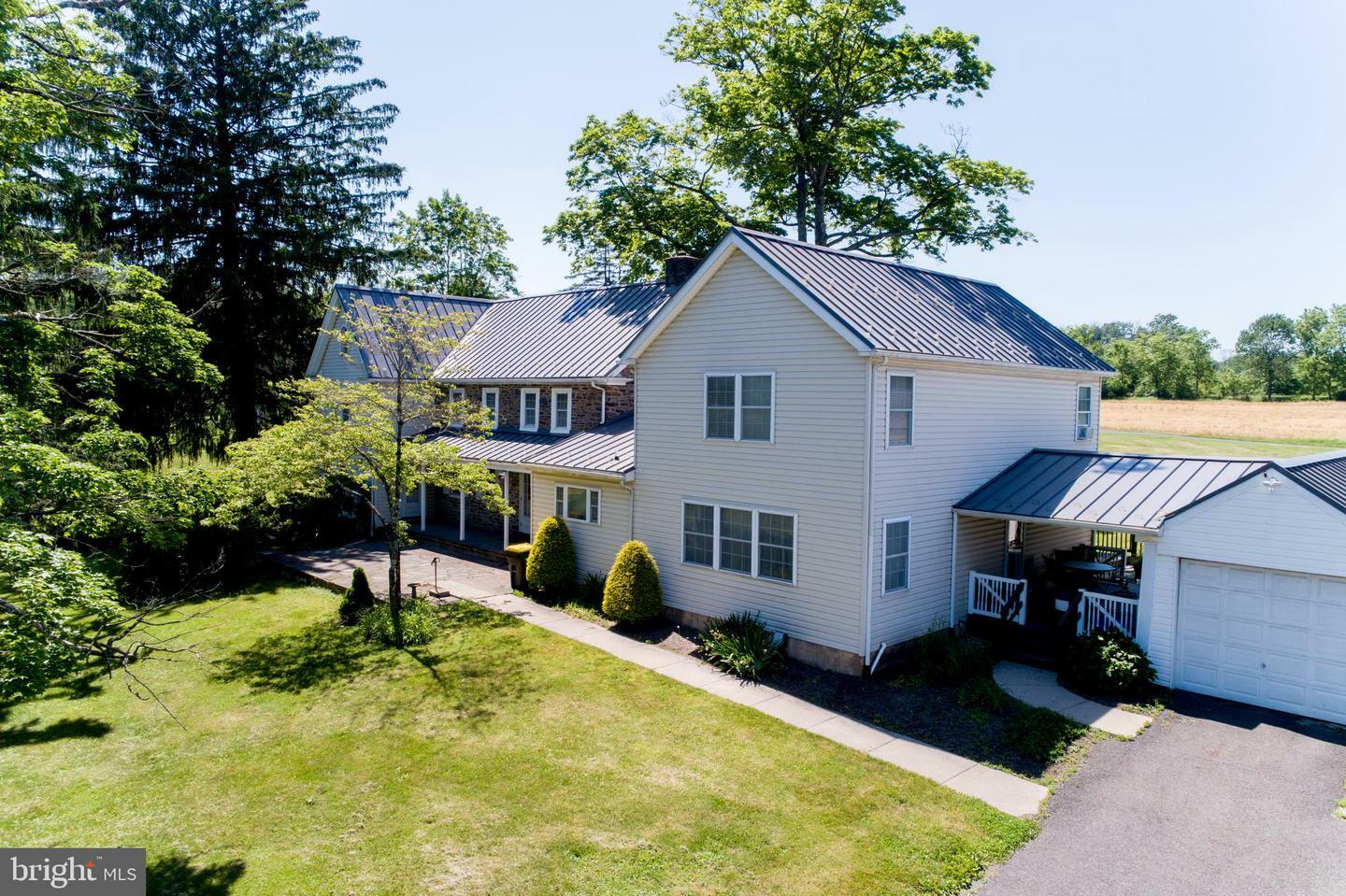 Property Photo:  5221 Valley Park Road  PA 18902 