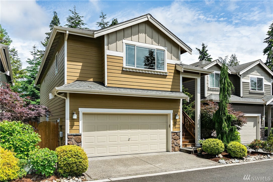 Property Photo:  19625 1st Ave SE  WA 98012 