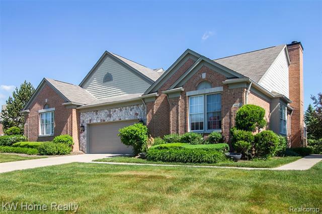 Property Photo:  44642 Aspen Ridge Drive  MI 48168 