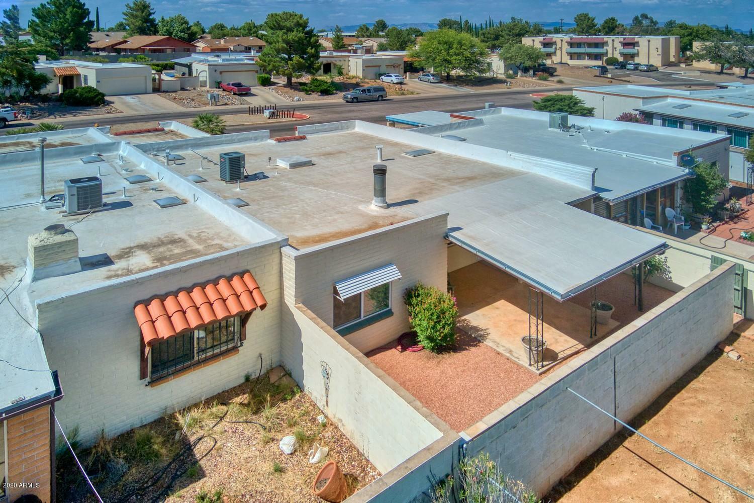 Property Photo: 1340 E Carmelita Drive AZ 85635