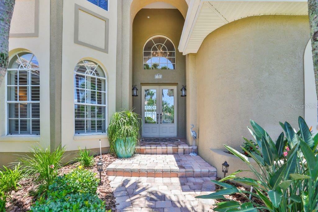 Property Photo: 1405 Jumana Loop FL 33572