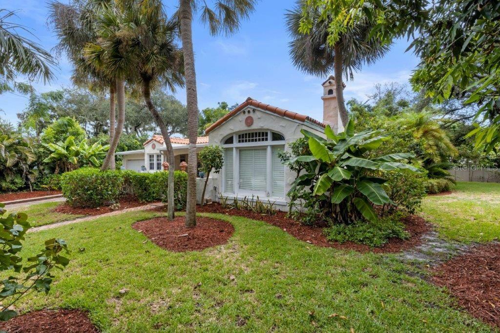 Property Photo:  7413 Broughton Street  FL 34243 